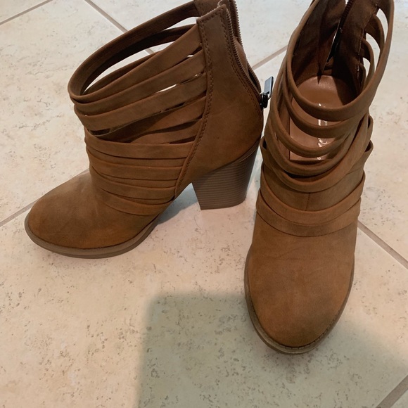 Wedges size 5 1/2 - Picture 2 of 2